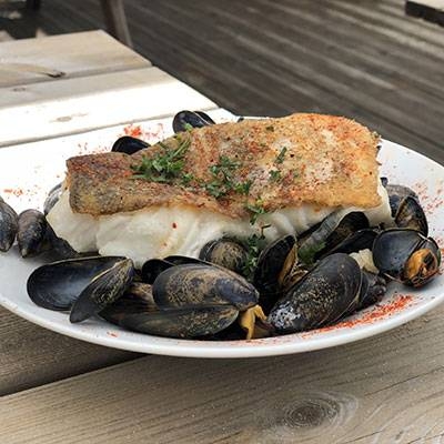 Le Restaurant - La pêche aux moules - Restaurant Saint-Jean-de-Luz - restaurant Poisson SAINT-JEAN-DE-LUZ